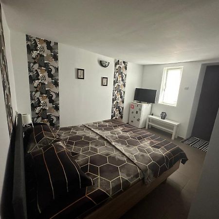 Camere De Inchiriat David Casa David Corbu Ngoại thất bức ảnh